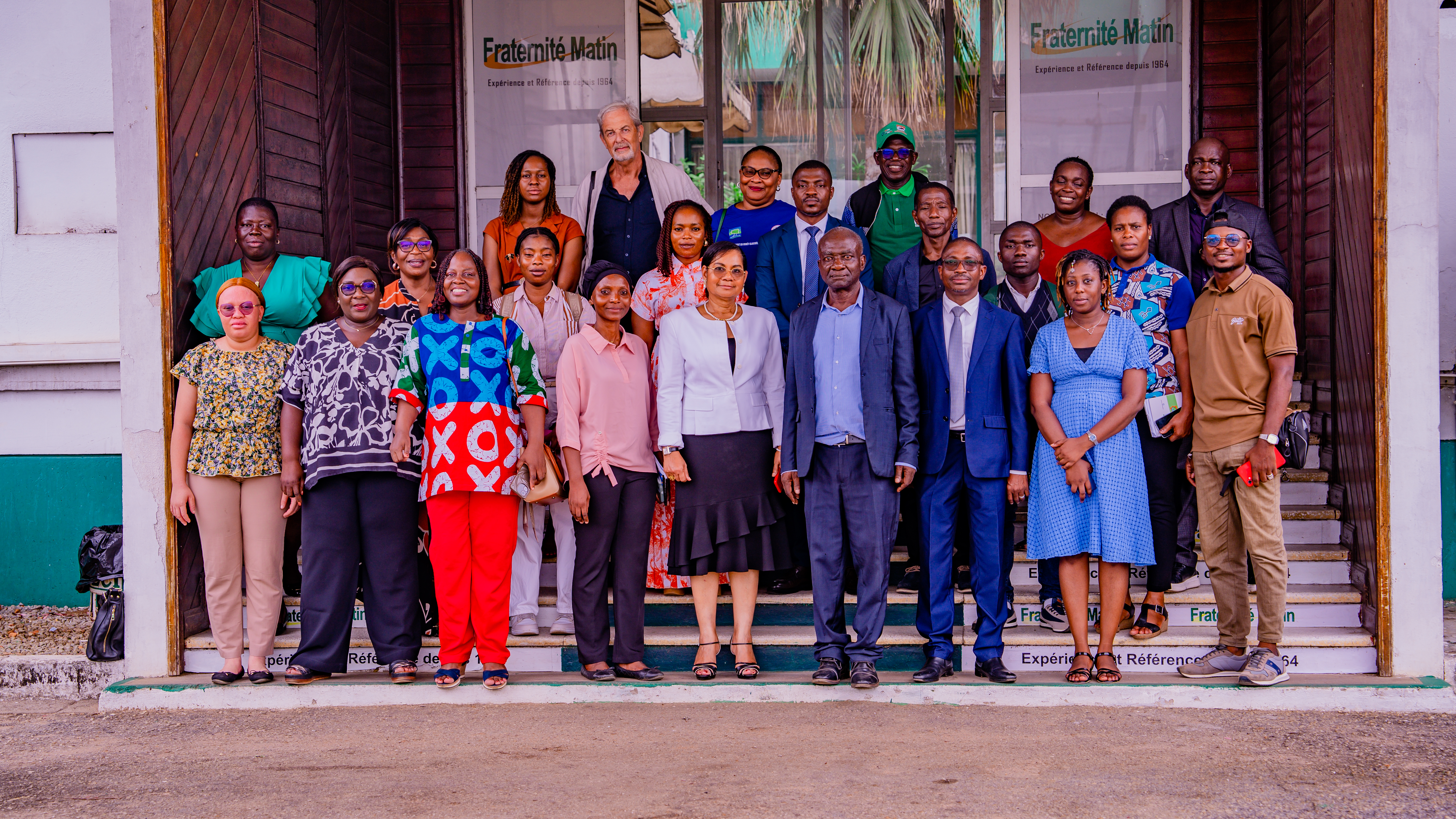 Renforcement des capacités des agents du PIF2 au media training et en public : Visite de Fraternité matin