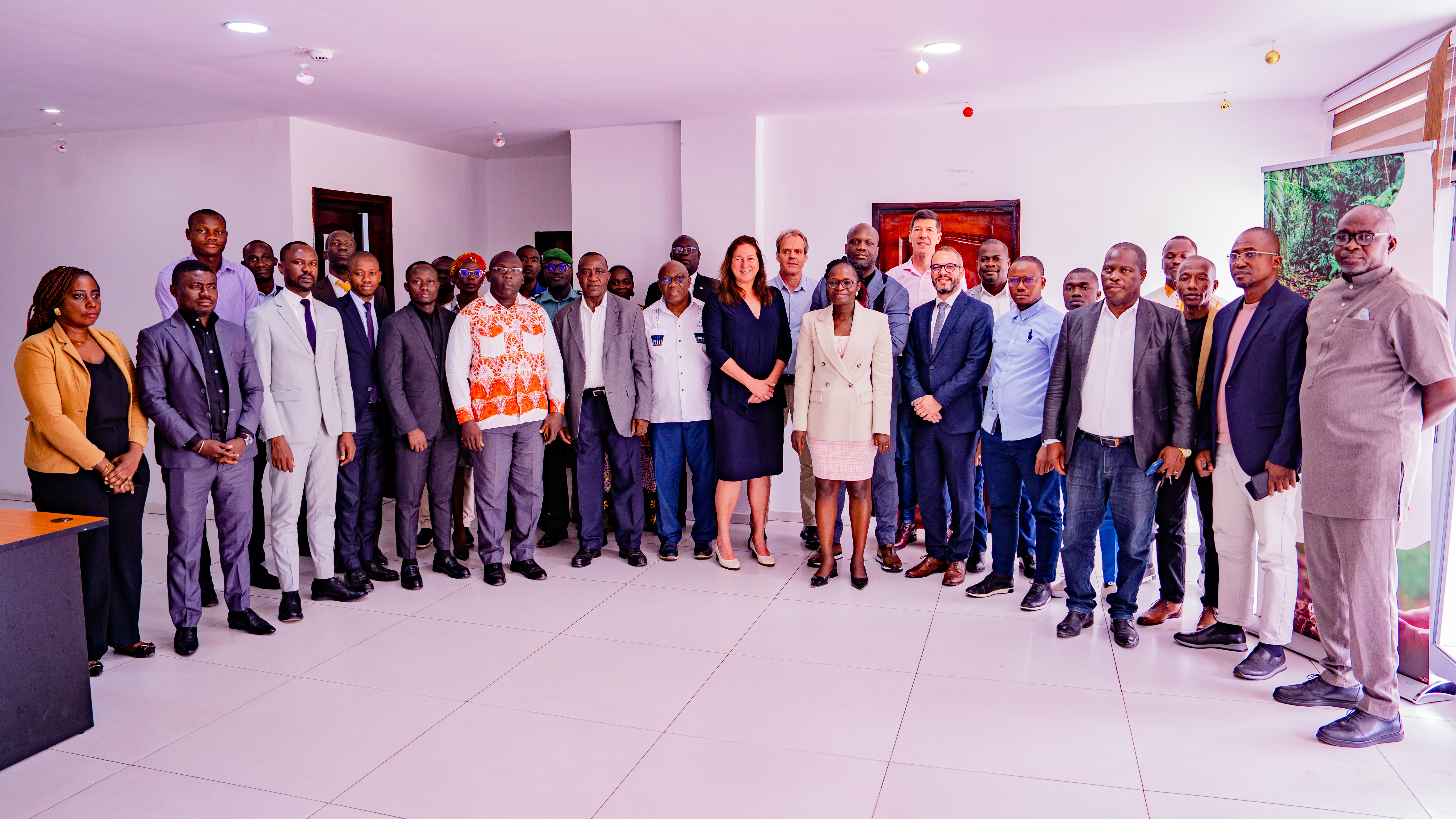 ATELIER FINAL DE PRÉSENTATION DES RÉSULTATS DU DÉVELOPPEMENT DES COMPTES NATIONAUX SUR LES FORÊTS POUR LA CÔTE D’IVOIRE